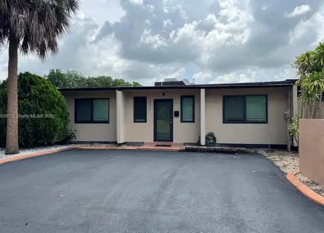 Property at 15011 Coconut Ct, Miami Lakes, FL, 33014, 2 beds, 2 baths, [object Object]