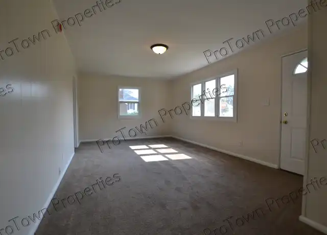 Property at 401 S Reed St, Joliet, IL, 60436, 3 beds, 1 bath, [object Object]