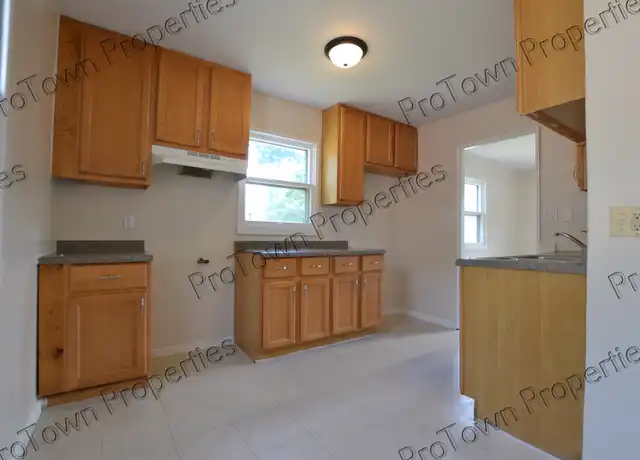 Property at 401 S Reed St, Joliet, IL, 60436, 3 beds, 1 bath, [object Object]