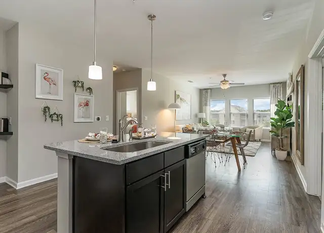 Photo of 915 Brentmoor Dr, Myrtle Beach, SC 29579