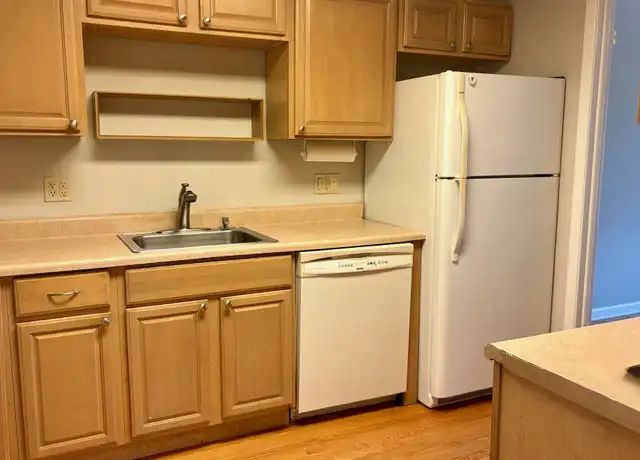 Property at 1730 State St #203, Hamden, CT, 06517, 1 bed, 1 bath, [object Object]