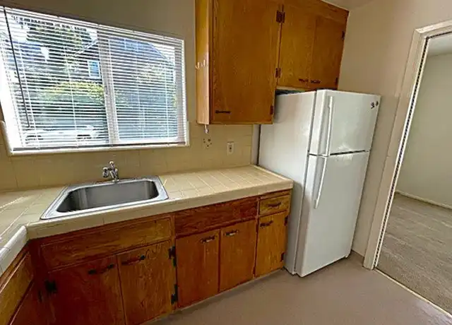 Property at 2519 Parker St Unit 101, Berkeley, CA, 94704, 2 beds, 1 bath, [object Object]