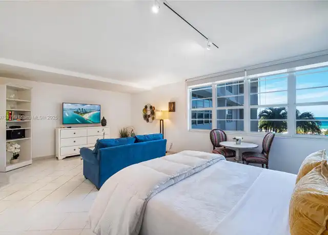Property at 100 Lincoln Rd #515, Miami Beach, FL, 33139, 0 beds, 1 bath, [object Object]