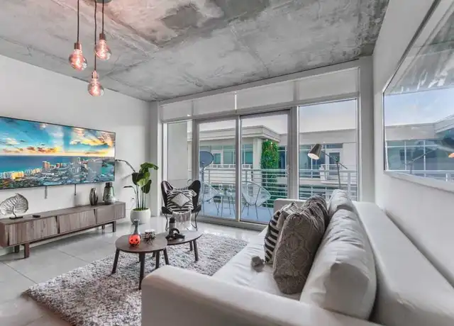 Property at 3250 NE 1st Ave Unit 1022234P, Miami, FL, 33137, 1 bed, 1 bath, [object Object]