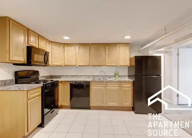 Property at 5101 W Newport Ave, Chicago, IL, 60641, 2 beds, 1 bath, [object Object]