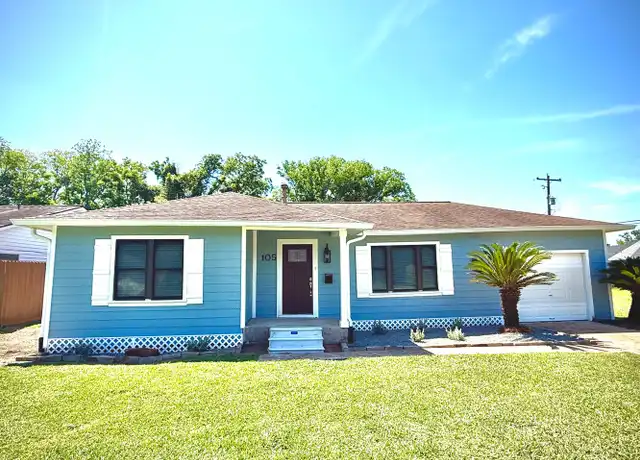 Property at 105 Birch St, Lake Jackson, TX, 77566, 3 beds, 1.5 baths, [object Object]