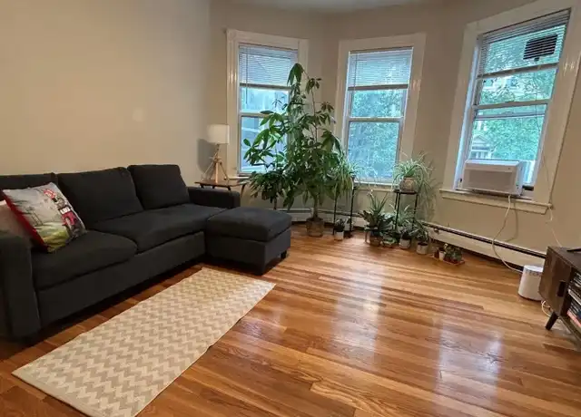 Property at 10 Oakview Ter Unit 2, Boston, MA, 02130, 3 beds, 1 bath, [object Object]