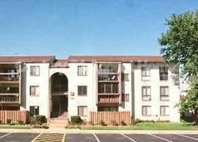 Property at 609 Center St Unit T1, Herndon, VA, 20170, 1 bed, 1 bath, [object Object]