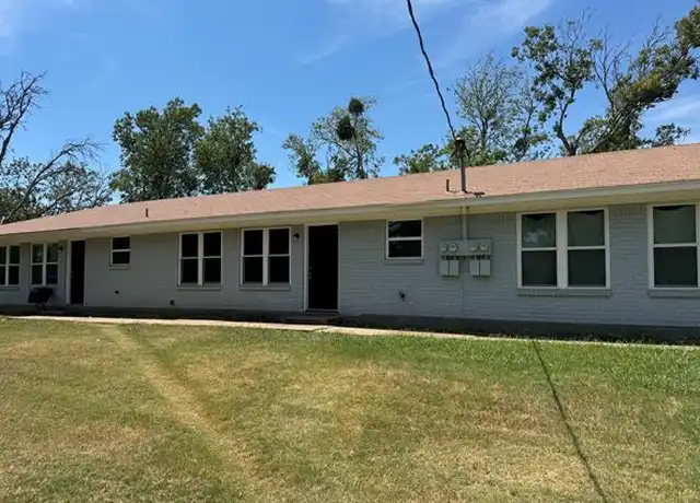 Property at 410 S College Dr, Keene, TX, 76059, 2 beds, 1 bath, [object Object]