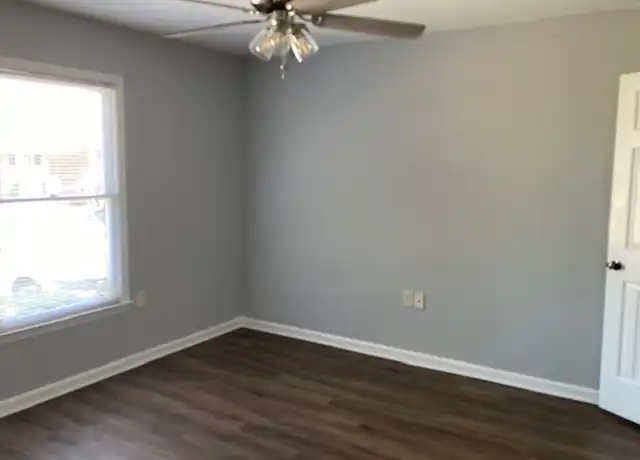 Property at 100 Lanier Dr #26, Statesboro, GA, 30458, 2 beds, 1 bath, [object Object]