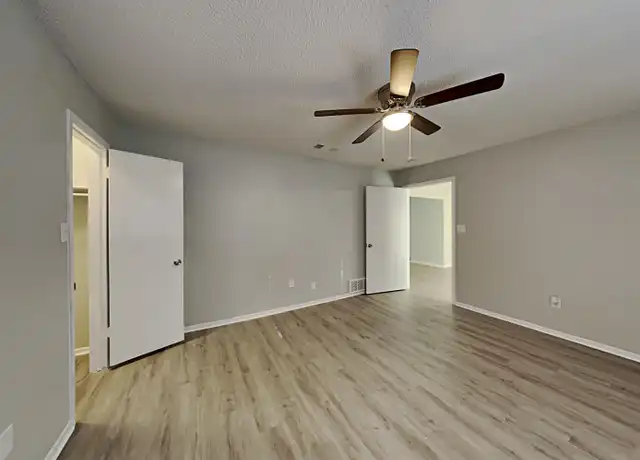Property at 617 NW Sandra Ln, Burleson, TX, 76028, 3 beds, 2 baths, [object Object]