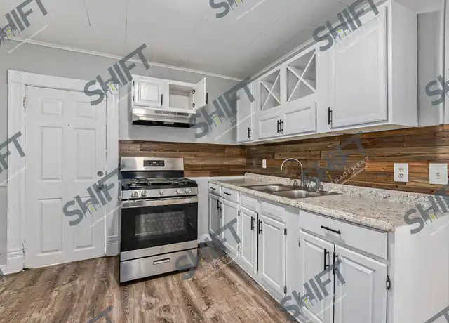 Property at 811 Clancy Ave NE Unit 1, Grand Rapids, MI, 49503, 2 beds, 1 bath, [object Object]
