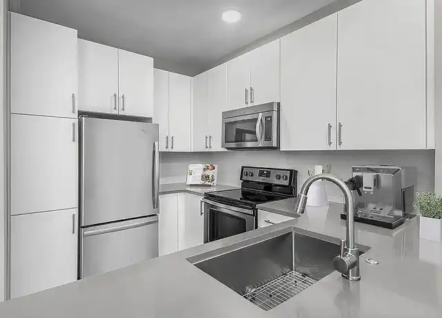 Property at Camden South End - 1205 S Tryon St, Charlotte, NC, 28203, 1-2 bed, 1-2 bath, [object Object]