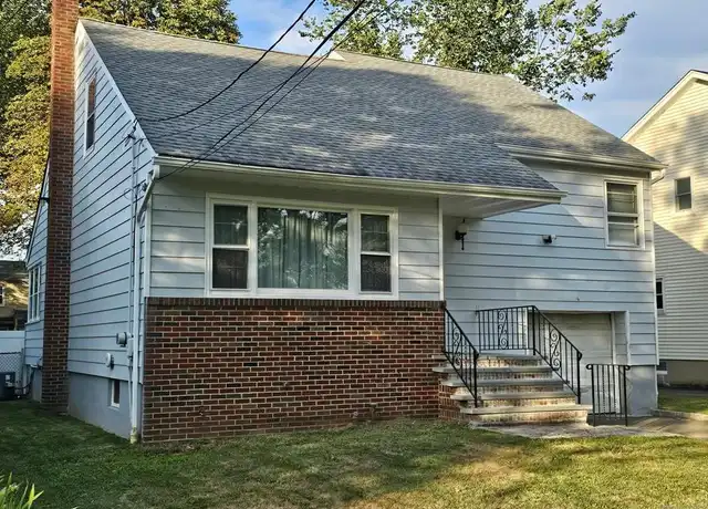 Property at 454 Fenlon Blvd, Clifton, NJ, 07014, 5 beds, 2 baths, [object Object]