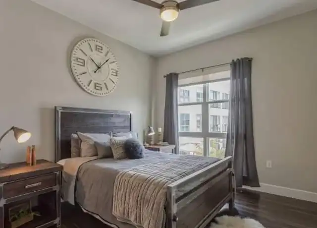 Property at 1011 S Pearl Expy Unit 1026, Dallas, TX, 75201, 1 bed, 1 bath, [object Object]