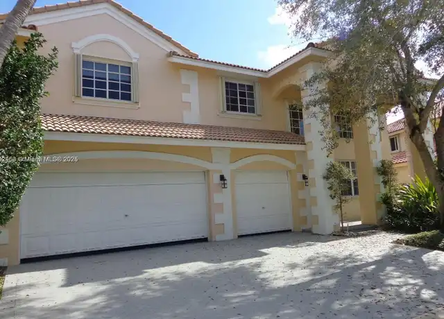 Property at 991 Crestview Cir, Weston, FL, 33327, 6 beds, 4 baths, [object Object]
