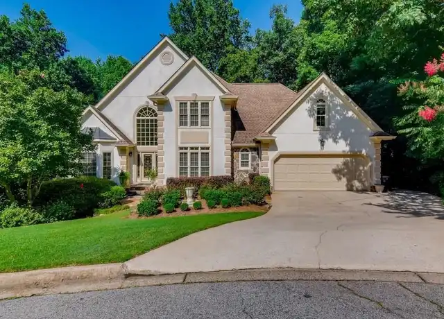 Property at 215 Willow Brook Dr, Roswell, GA, 30076, 7 beds, 4 baths, [object Object]