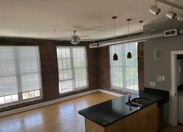 Property at 9 S Market St Unit 305, Petersburg, VA, 23803, 2 beds, 2 baths, [object Object]