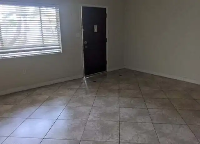 Property at 102 S Peninsula Dr #105, Daytona Beach, FL, 32118, 1 bed, 1 bath, [object Object]