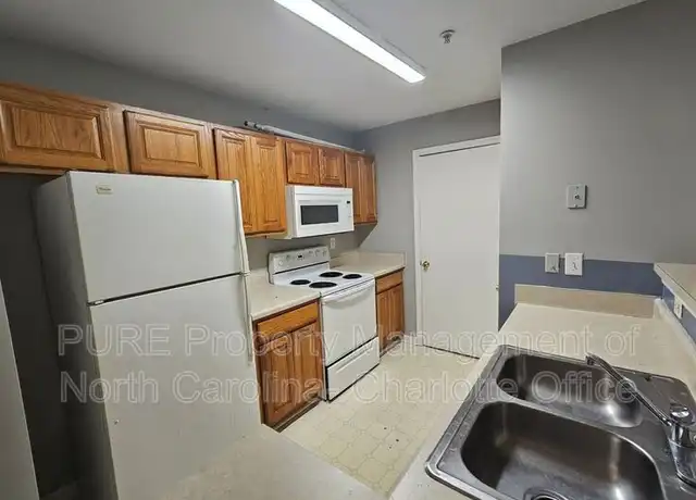 Property at 9811 Campus Walk Ln Unit L, Charlotte, NC, 28262, 2 beds, 2 baths, [object Object]