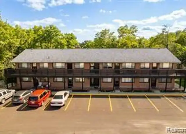 Property at 10612 Grand River Ave, Brighton, MI, 48116, 2 beds, 1 bath, [object Object]