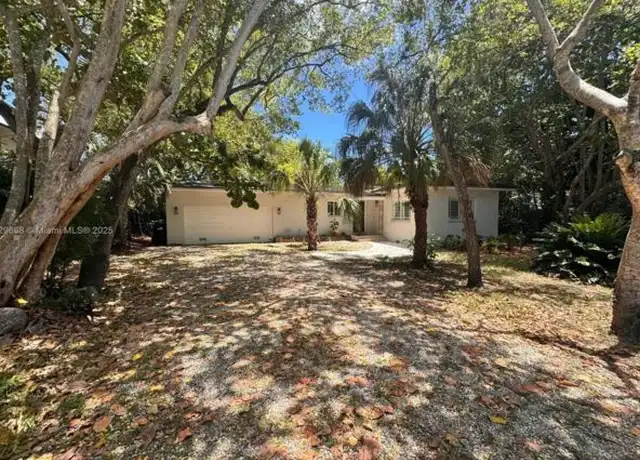 Property at 5930 SW 80th St, Miami, FL, 33143, 3 beds, 2 baths, [object Object]