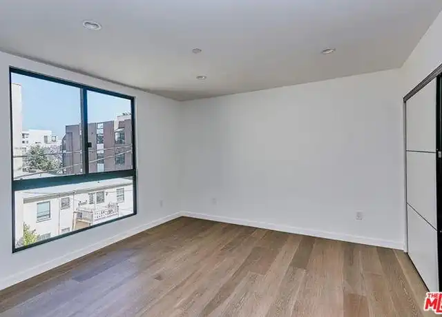 Property at 328 N Maple Dr Unit 205, Beverly Hills, CA, 90210, 2 beds, 2 baths, [object Object]