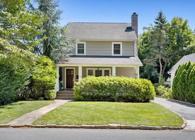 Property at 194 Bradley Rd, Scarsdale, NY, 10583, 3 beds, 2.5 baths, [object Object]