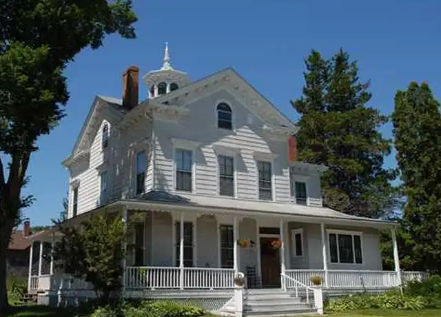Property at 252 N Water St Unit F, Stonington, CT, 06378, 1 bed, 1 bath, [object Object]