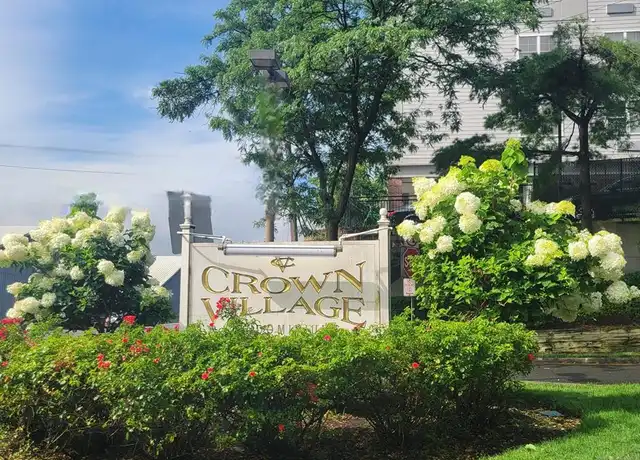 Property at 8 Garden Pl #283, Edgewater, NJ, 07020, 2 beds, 2 baths, [object Object]