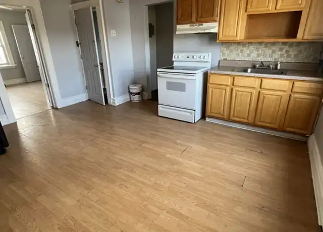 Property at 133 Isabella Ave Unit 3, Newark, NJ, 07106, 1 bed, 1 bath, [object Object]