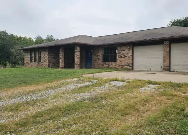 Property at 1500 E 3rd St, Gentry, AR, 72734, 4 beds, 2.5 baths, [object Object]