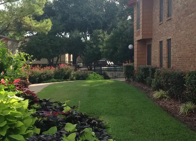 Property at Sun Colony - 10075 Royal Ln, Dallas, TX, 75238, 1-2 bed, 1-2 bath, [object Object]