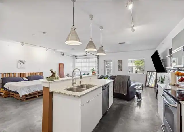 Property at 1111 S Akard St #210, Dallas, TX, 75215, 1 bed, 1 bath, [object Object]