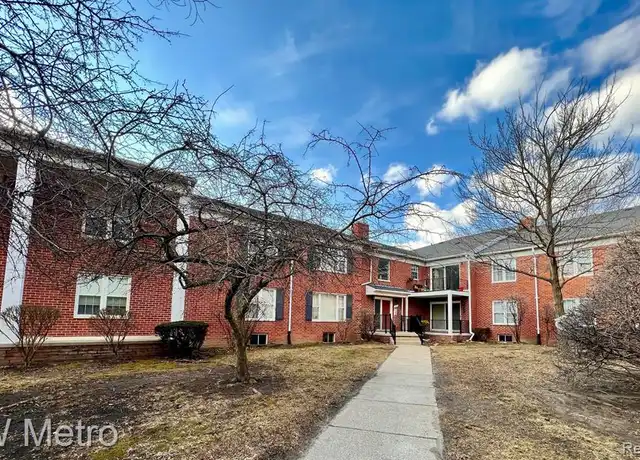 Property at 27689 Echo Vly W, Farmington Hills, MI, 48334, 1 bed, 1 bath, [object Object]