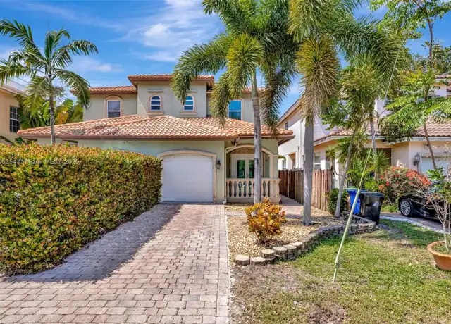 Property at 853 SW 11th Ct, Fort Lauderdale, FL, 33315, 3 beds, 2.5 baths, [object Object]
