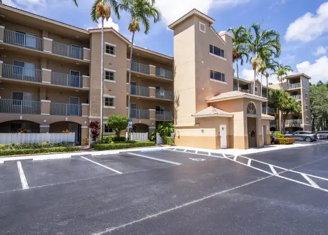 Property at 12547 Imperial Isle Dr #208, Boynton Beach, FL, 33437, 3 beds, 2 baths, [object Object]
