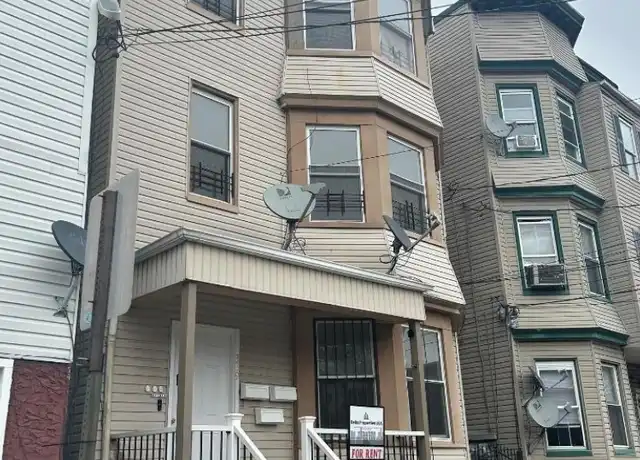 Property at 339 16th Ave, Irvington, NJ, 07111, 3 beds, 1 bath, [object Object]
