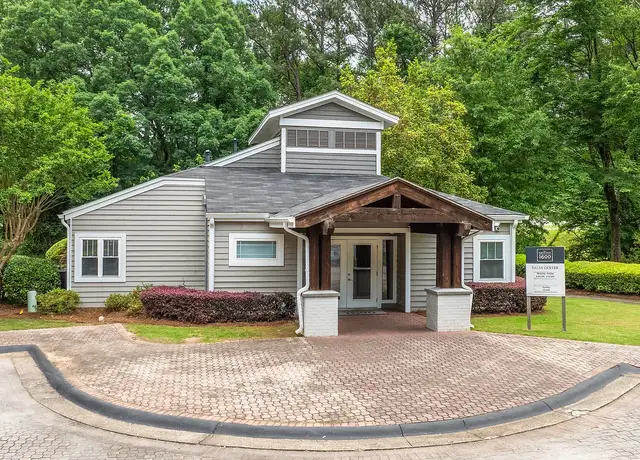 Photo of 1600 Tibarron Pkwy SE, Smyrna, GA 30080