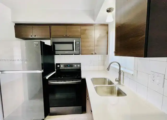 Property at 36 NW 52nd St Unit 1, Miami, FL, 33127, 1 bed, 1 bath, [object Object]