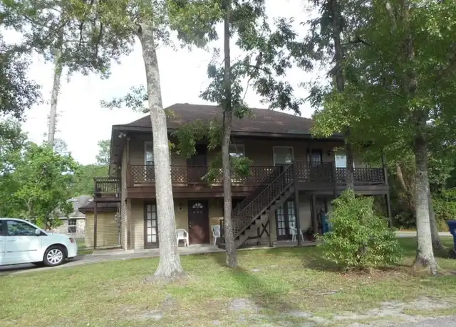 Property at 978 Walnut St, Slidell, LA, 70460, 2 beds, 1 bath, [object Object]