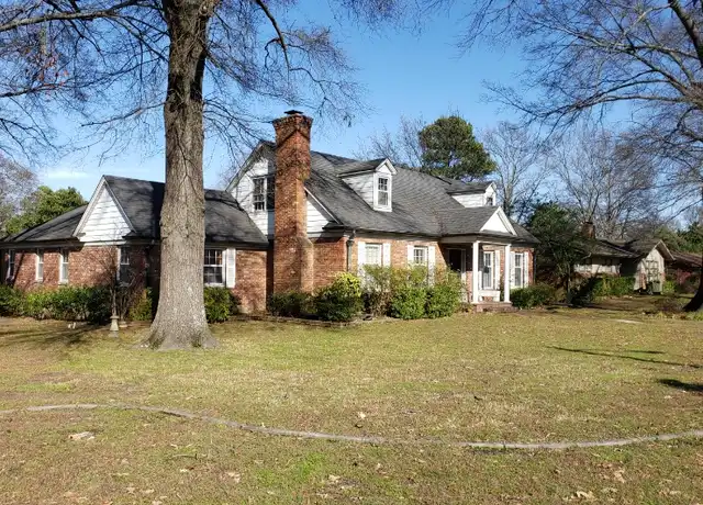 Property at 5390 Walnut Grove Rd, Memphis, TN, 38120, 5 beds, 2.5 baths, [object Object]