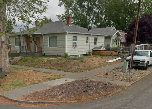 Property at 703 11th Ave, Lewiston, ID, 83501, 2 beds, 1 bath, [object Object]