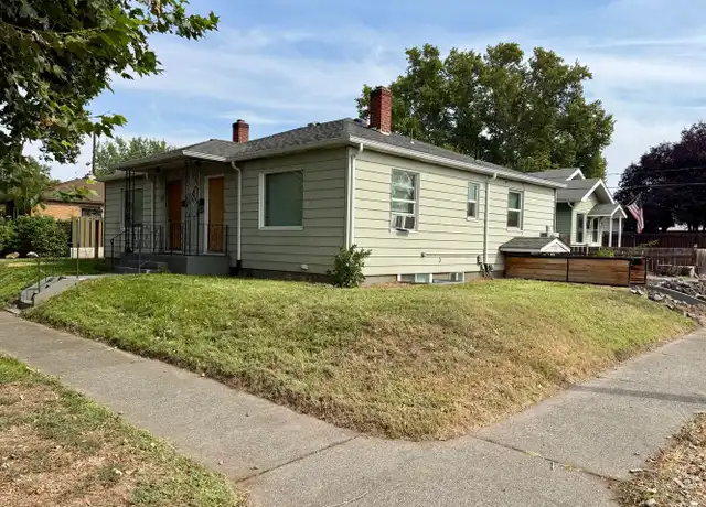Property at 703 11th Ave, Lewiston, ID, 83501, 2 beds, 1 bath, [object Object]