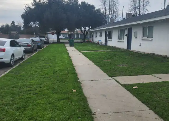 Property at 3 E San Joaquin St Unit 3, Fresno, CA, 93706, 2 beds, 1 bath, [object Object]