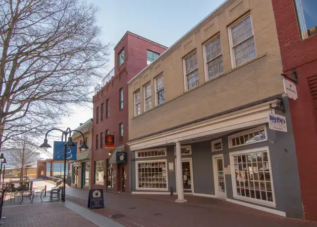 Property at 520 E Main St Apt 2, Charlottesville, VA, 22902, 1 bed, 1 bath, [object Object]