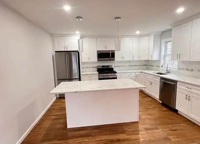 Property at 564 Norman St, Bridgeport, CT, 06605, 5 beds, 2 baths, [object Object]
