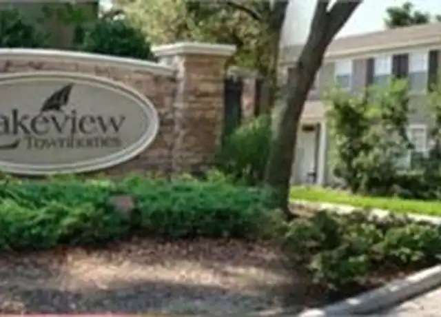 Property at 10951 Black Swan Ct, Seffner, FL, 33584, 2 beds, 1.5 baths, [object Object]