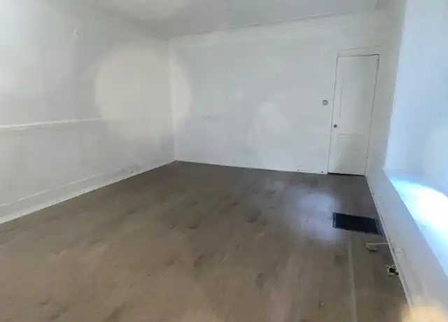 Property at 1703 Park St Unit 2, Syracuse, NY, 13208, 1 bed, 1 bath, [object Object]