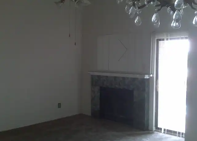 Property at 2227 Madison Dr Unit 203, Arlington, TX, 76011, 1 bed, 1 bath, [object Object]
